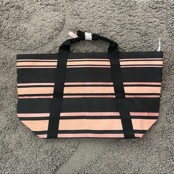 Victoria’s Secret Sparkle Bag - Picture 4 of 5